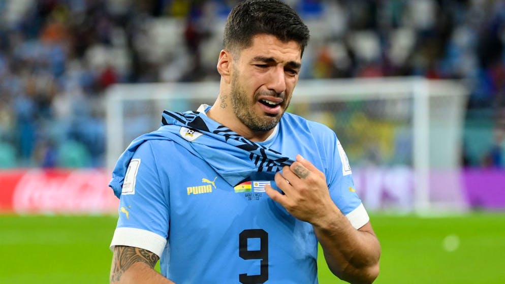 Luis Suarez kann die Tränen nach dem Schlusspfiff nicht zurückhalten.