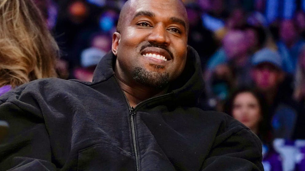 Im Wert von rund 735'000 Franken. Kanye West glänzt mit neuem Titangebiss