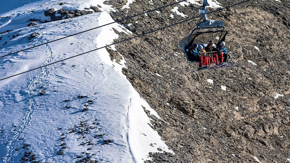 Auch der Gletscher auf dem Titlis ist vom Klimawandel betroffen. Einen Verfassungsartikel zum Klimaschutz lehnt das Obwaldner Parlament aber ab. (Archivbild)