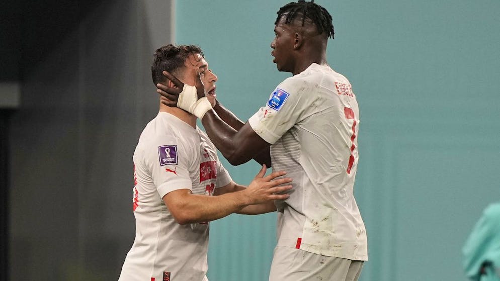 Xherdan Shaqiri (sinistra) e Breel Embolo