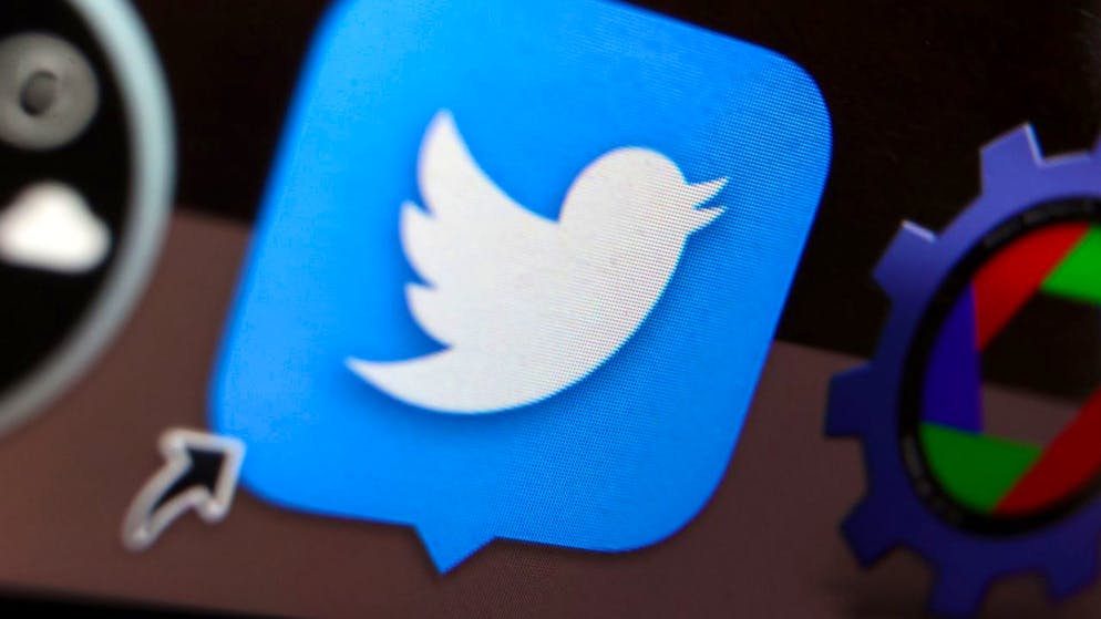 Selon plusieurs ONG, dont le Center for Countering Digital Hate, les messages à caractère raciste, homophobe, misogyne et antisémite ont augmenté de façon "choquante" sur Twitter depuis un mois (archives).