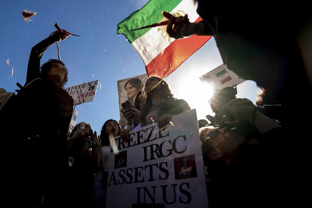Paese in subbuglio: Iran: «Abolita la polizia morale», niente conferma