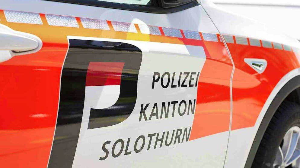 Die Kantonspolizei Solothurn fahndete in Olten SO ohne Erfolg nach vier 16 bis 20 Jahre alten Männern. (Symbolbild)