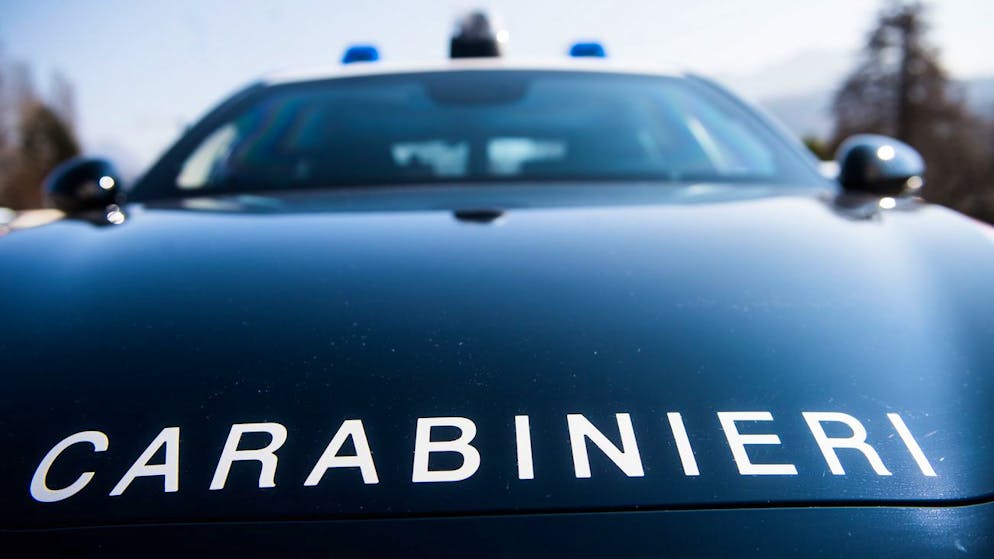 Confine. Un cadavere emerge dal lago Maggiore a Verbania