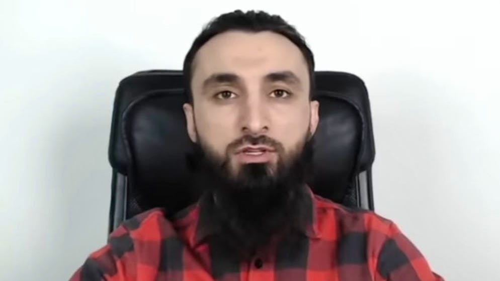 Tumso Abdurachmanow in einem seiner Videos.