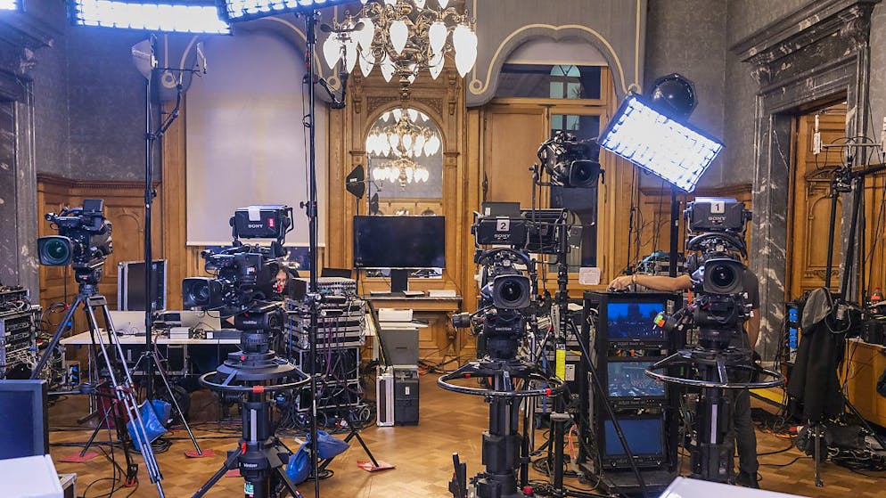 Fervono i preparativi a Palazzo federale per l'elezione dei successori in governo dei dimissionari Ueli Maurer (UDC) e Simonetta Sommaruga (PS)