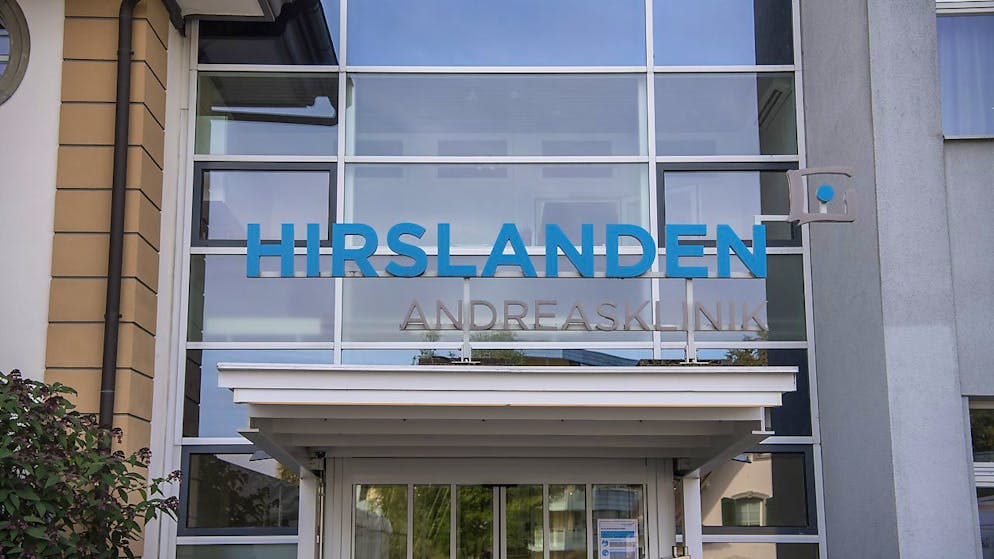 Die Hirslanden Andreasklinik in Cham steht mit der neuen Zuger Spitalliste vor Veränderungen. (Archivbild)