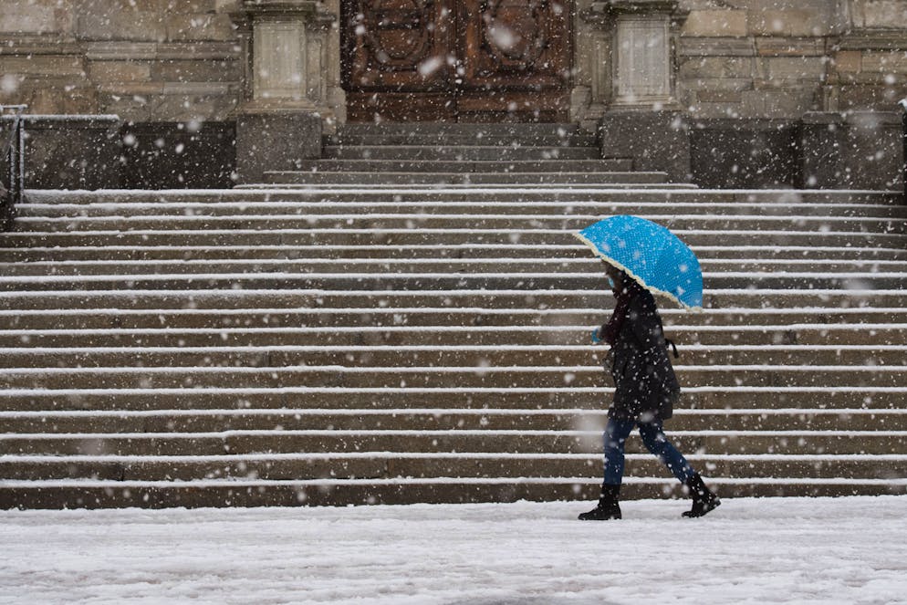 Previsti 2-5 cm di neve fresca fin sul fondovalle in Ticino.
