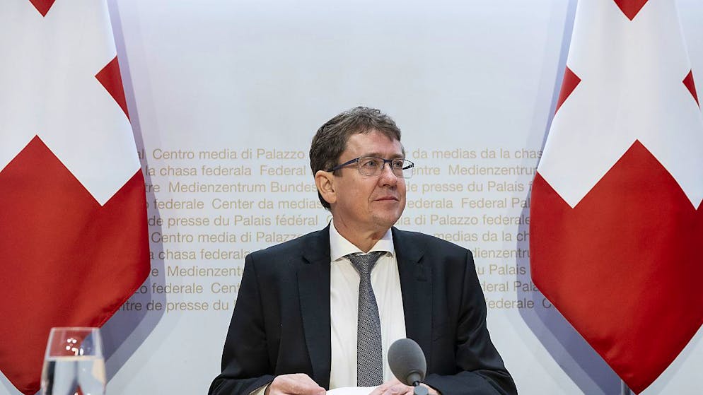 Il consigliere federale eletto Albert Rösti al Centro media di Palazzo federale per la prima conferenza stampa da "ministro".
