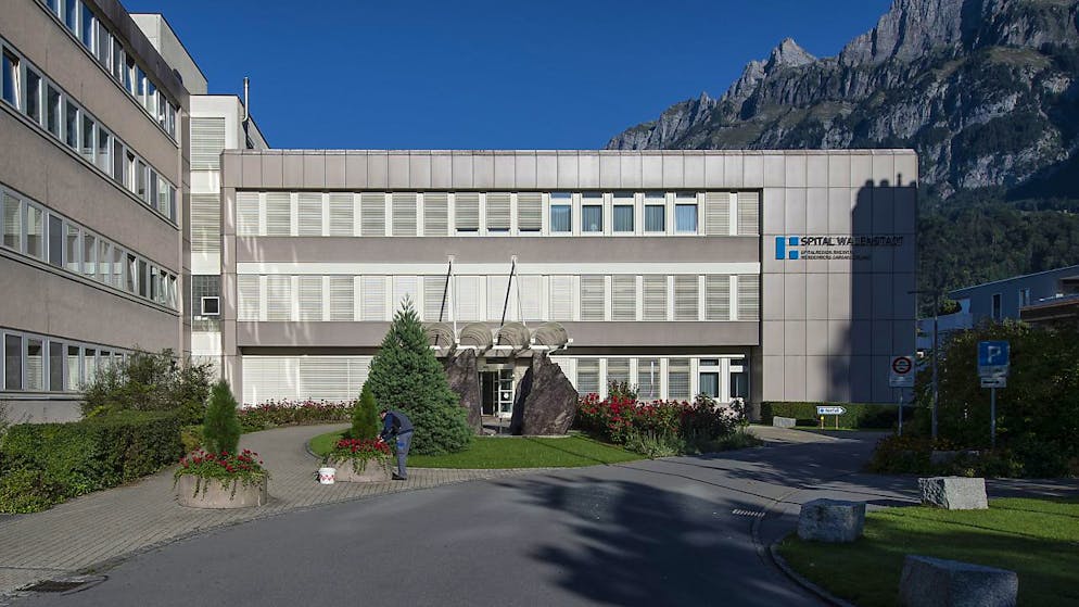 Das Spital Walenstadt wird am 1. Januar 2023 vom Kantonsspital Graubünden übernommen. Für die Übergangszeit bleiben die OP-Säle während rund eineinhalb Wochen geschlossen. (Archivbild)