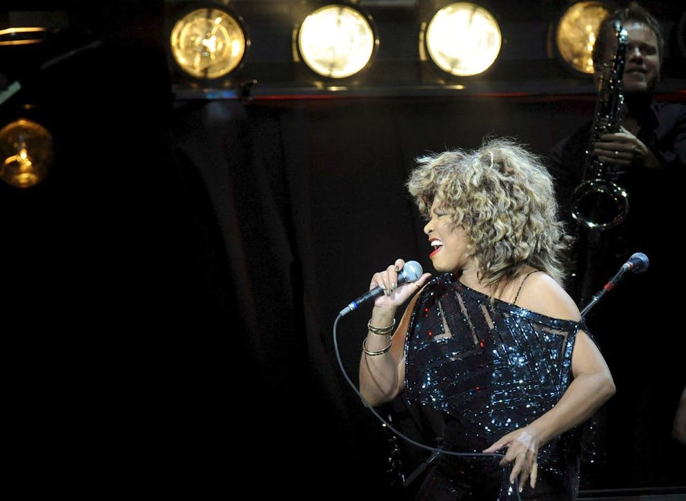 La cantante statunitense Tina Turner durante un concerto (archivio).