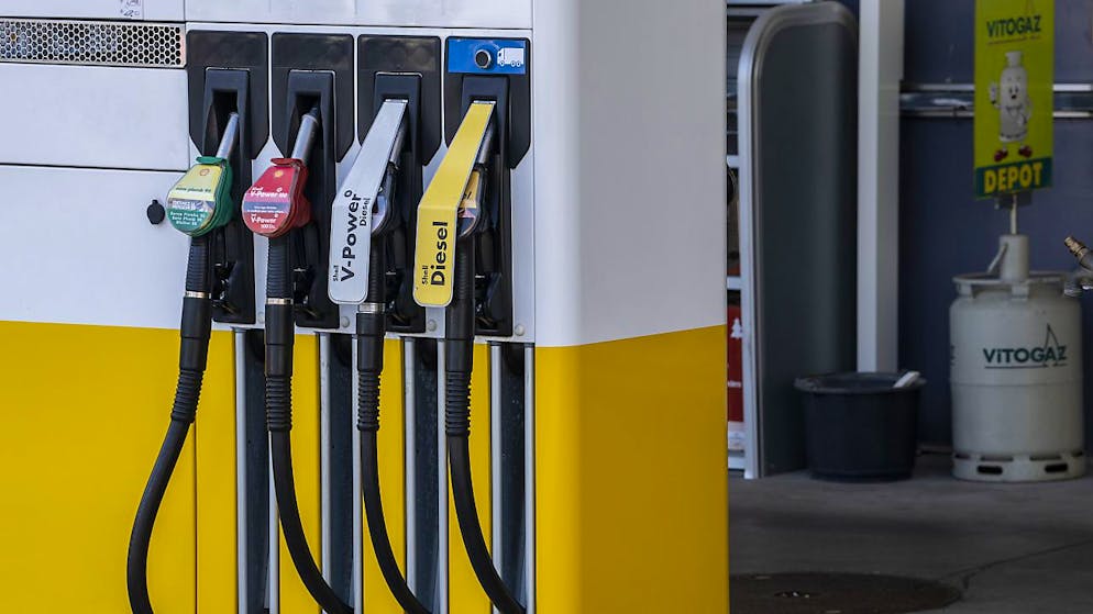 In Svizzera i prezzi per un pieno di benzina possono variare notevolmente. (Immagine d'archivio).