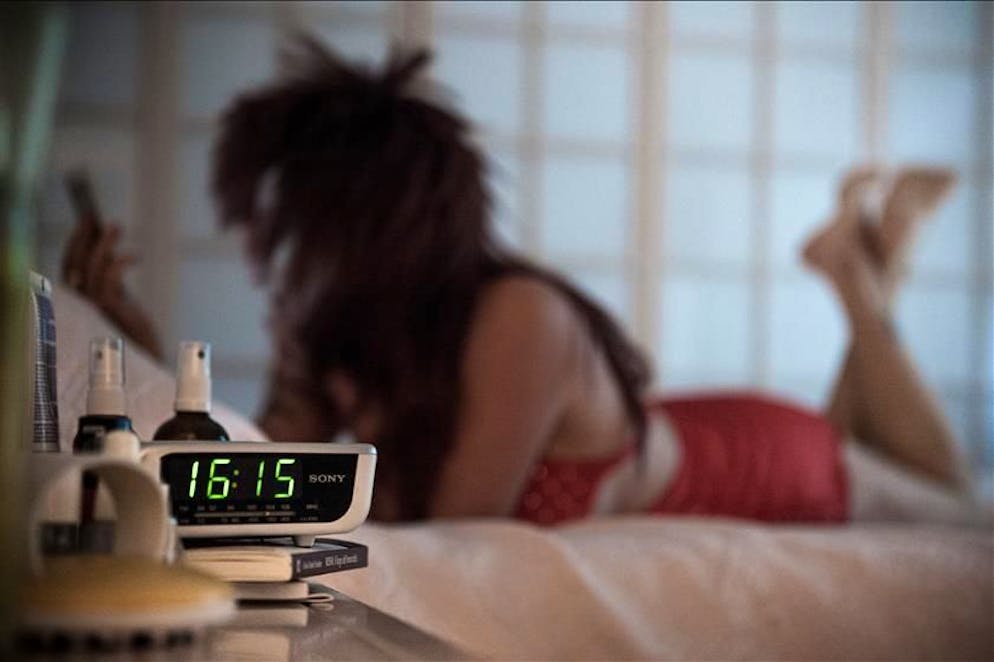 Dietro i massaggi la prostituzione