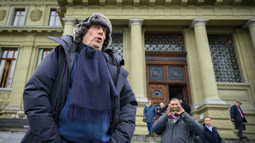 Alain Soral, de son vrai nom Alain Bonnet, 64 ans et domicilié à Lausanne depuis octobre 2019, avait été condamné à trois mois de prison ferme par ordonnance pénale du Ministère public au printemps dernier. Il s'est opposé à cette sanction, d'où le procès mercredi devant le tribunal lausannois.