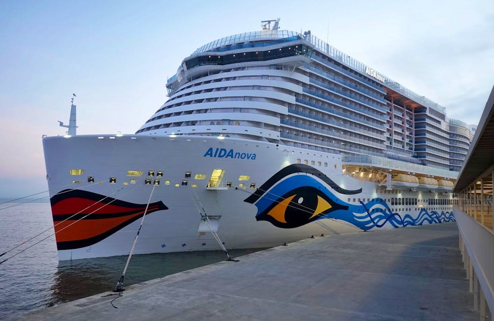 Das Kreuzfahrtschiff «Aidanova» musstge wegen «Goretti» seine Route anpassen.