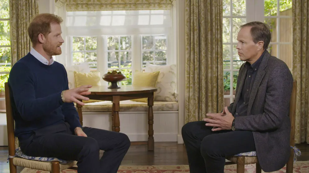 Prinz Harry und die Fehde mit dem Palast. Prinz Harry im Gespräch mit Tom Bradby (Videostandbild).