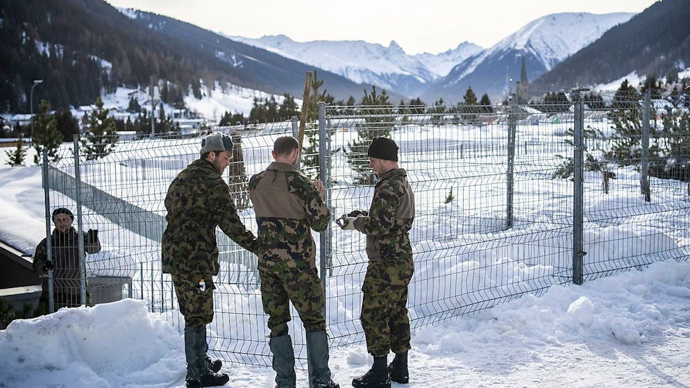 Lavori di preparazione a Davos in vista del WEF.