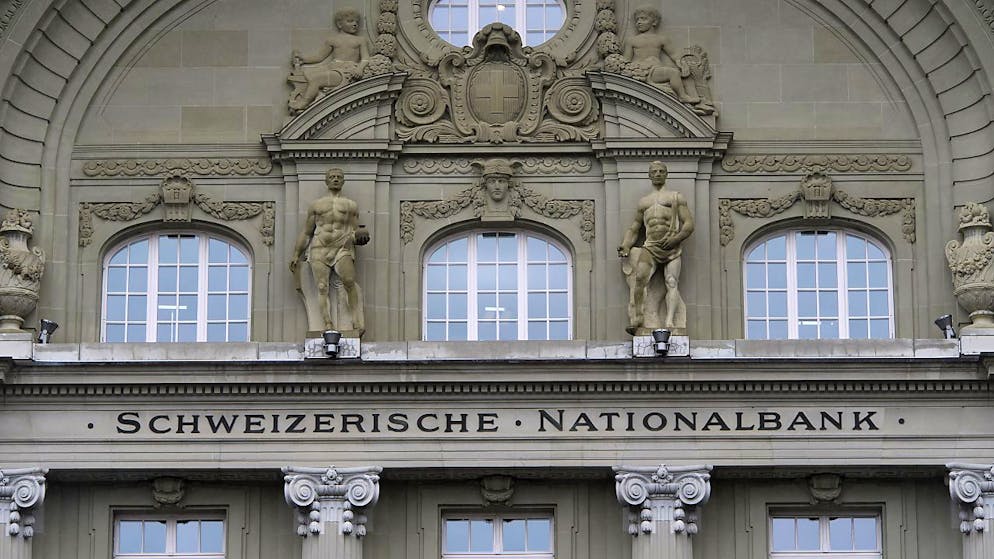 Wegen des massiven Verlusts wird es in diesem Jahr keine Ausschüttung der Schweizerischen Nationalbank an Bund und Kantone geben. (Symbolbild)