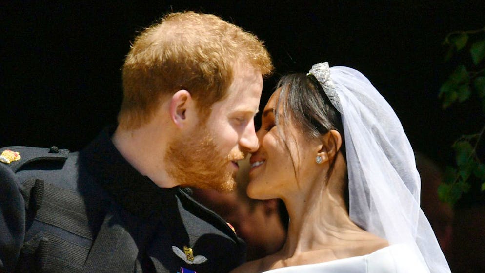 So finanzieren Harry und Meghan ihr Luxus-Leben. Das alles wird in den Schatten gestellt von den angeblichen Einnahmen des Paares seit ihrem Ausstieg aus dem engeren Kreis der Royals Anfang 2020.