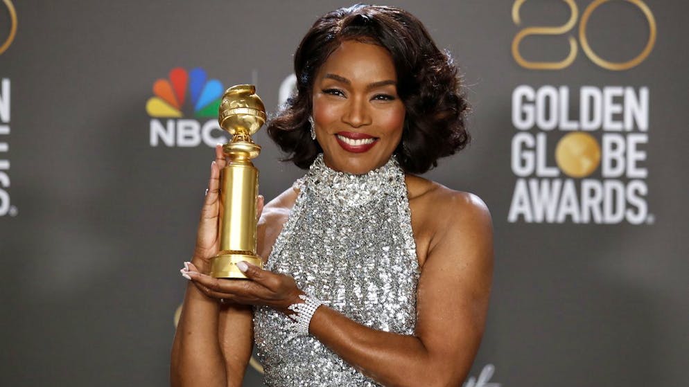 Schulserie «Abbott Elementary» räumt bei Golden Globes ab - Gallery. US-Schauspielerin Angela Bassett hat den Golden Globe als beste Nebendarstellerin gewonnen. Die 64-Jährige überzeugte mit ihrer Rolle in dem Marvel-Hit «Black Panther: Wakanda Forever».
