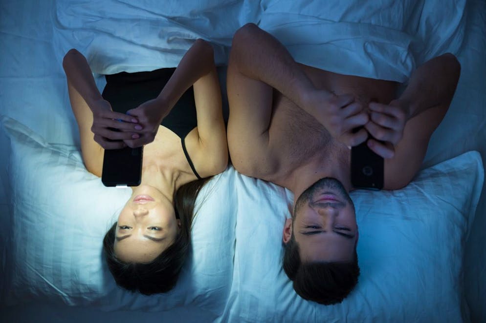 Im Bett tabu: Smartphones.