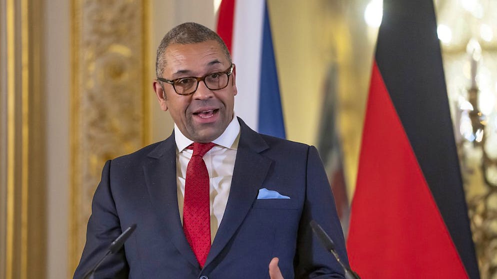 Il ministro degli esteri britannico James Cleverly