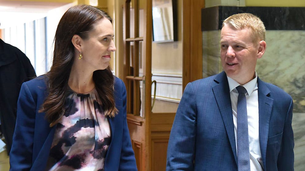 New Zealand Prime Minister Jacinda Ardern and incoming Labour leader Chris Hipkins at Parliament House in Wellington on Sunday 22 January ahead of a vote to confirm Mr Hipkins as Labour's leader, replacing Ms Ardern. (AAP Image/ Ben McKay) NO ARCHIVING