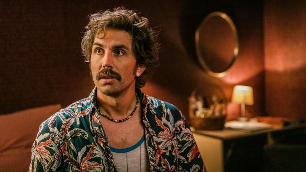 David Constantin, Co-Regisseur und Hauptdarsteller in der SRF-Serie "Tschugger", erhält für seine schauspielerischen Leistungen einen Prix Swissperform.