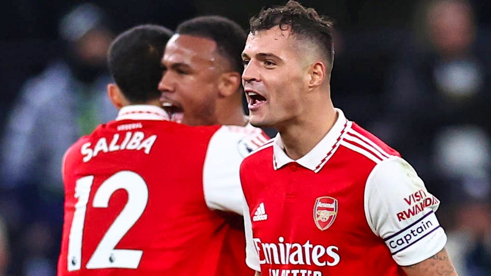 Granit Xhaka (rechts) und seinen Gunners läuft es wie geschmiert.