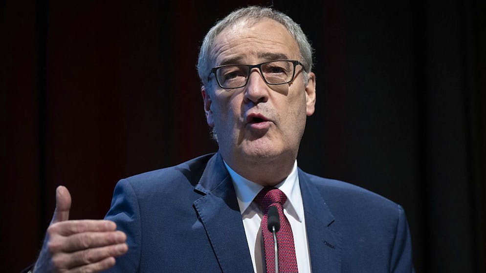 Bundesrat Guy Parmelin füchtet soziale Spannungen wegen der Wohnungsknappheit.