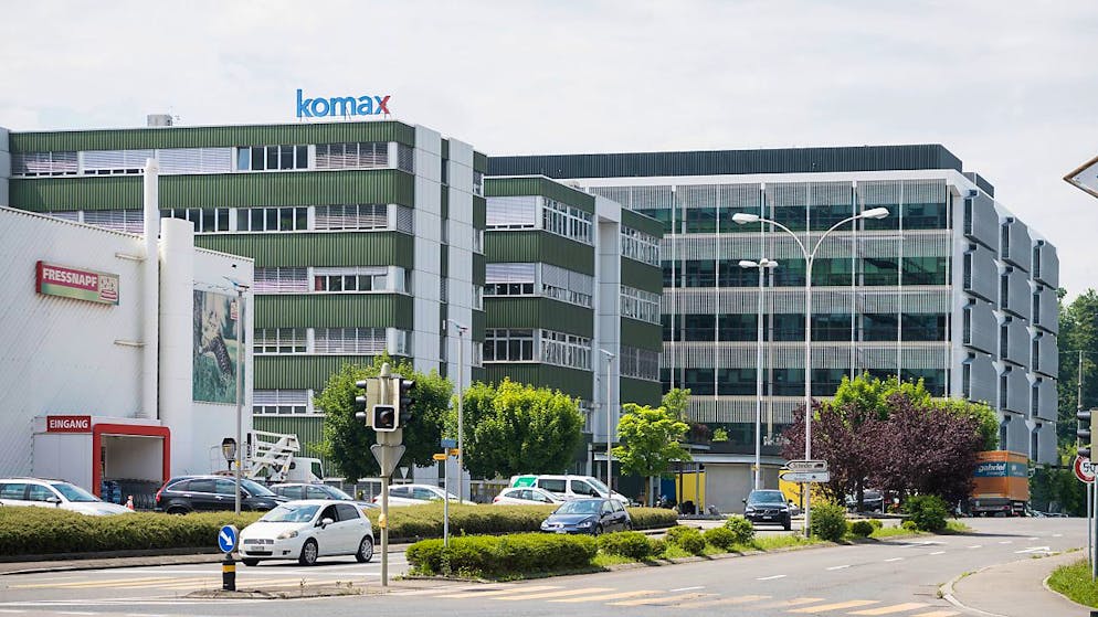 Der Hauptsitz von Komax in Dierikon LU. Das Industrieunternehmen hat am Dienstag erste Zahlen zum Geschäftsjahr 2022 geliefert. (Archivaufnahme)
