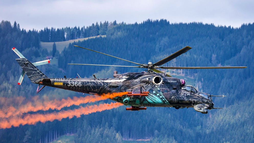Eine Mi-35 Hind an der Airpower 2022 Anfang September über dem Fliegerhorst Hinterstoisser in Österreich.