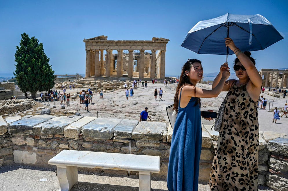 En Europe, continent où le réchauffement observé est le plus rapide, 2022 se classe comme la "deuxième année la plus chaude" mais les mois d'été constituent un nouveau record pour tout le continent.