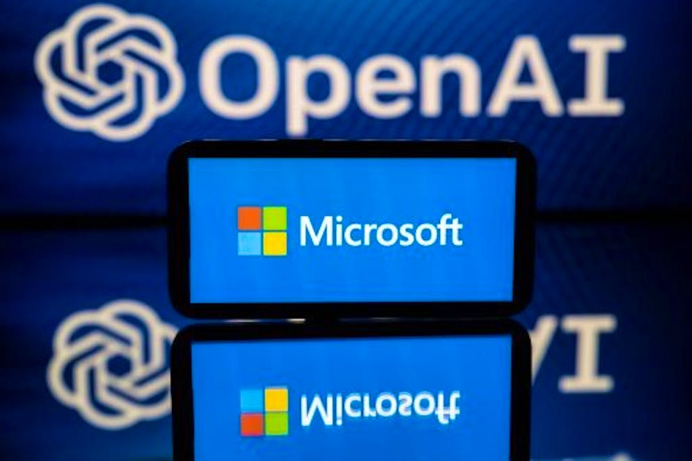 Crise existentielle chez OpenAI, la crainte de dérives de l'IA en question - Gallery. Sans rien provoquer, Microsoft a récupéré Sam Altman, de même que plusieurs anciens cadres ayant choisi de quitter OpenAI