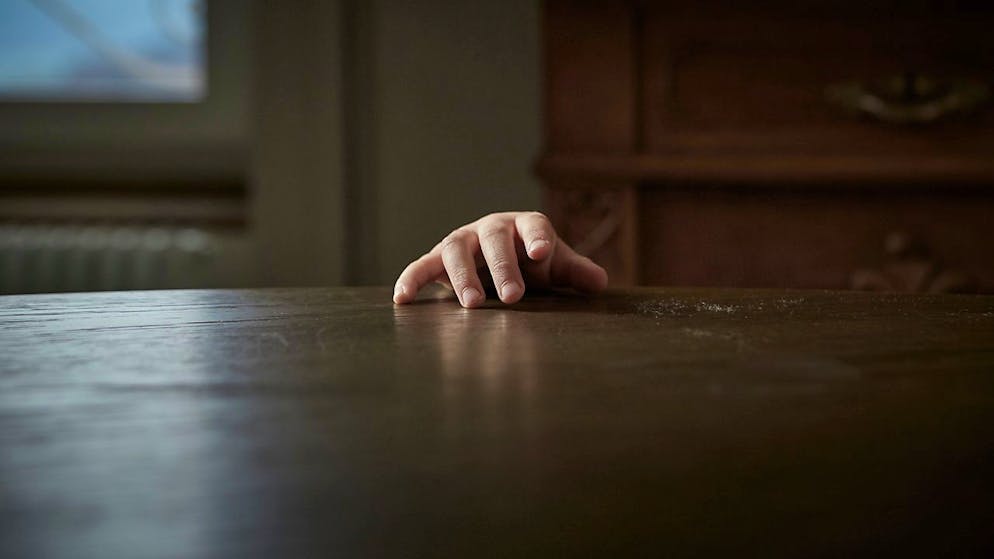 Die Zahl der gemeldeten Verdachtsfälle von Kindsmisshandlungen ist im Jahr 2022 erneut gestiegen. (Symbolbild)