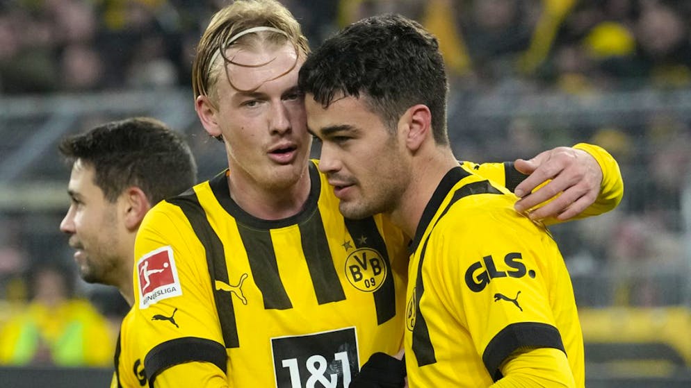 Giovanni Reyna (rechts) schoss den BVB in der Nachspielzeit zum Sieg.