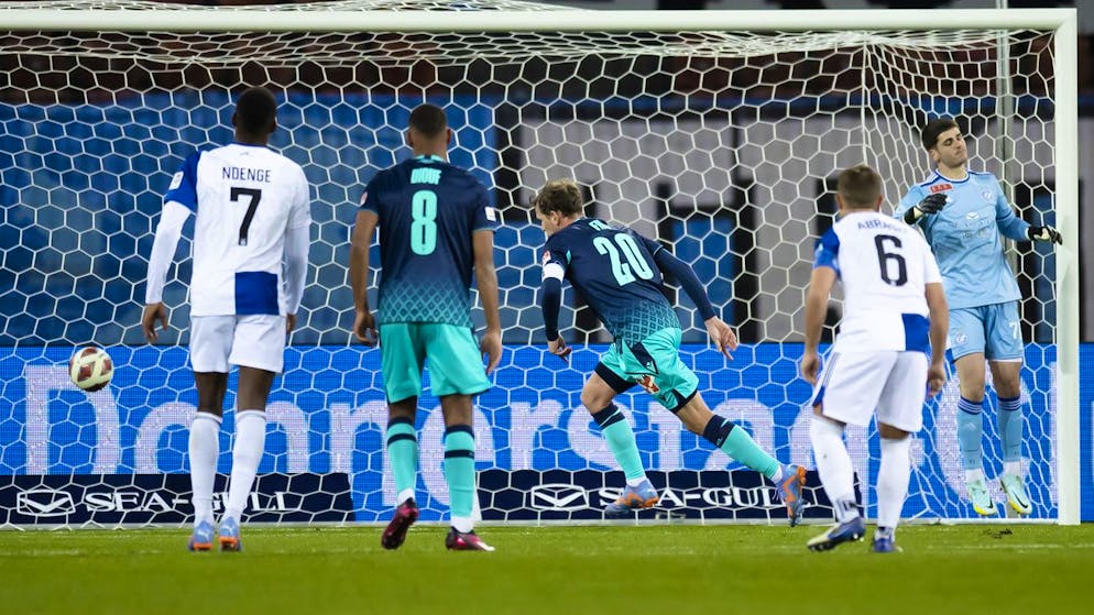 Fabian Frei trifft zum 2:1 für Basel.