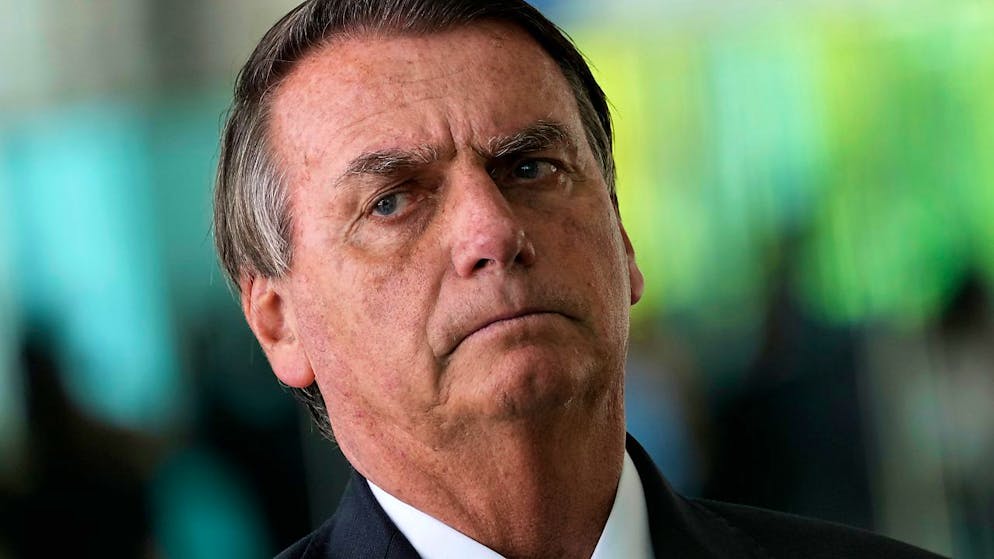 ARCHIV - Jair Bolsonaro will weiter Politik machen. Foto: Eraldo Peres/AP/dpa