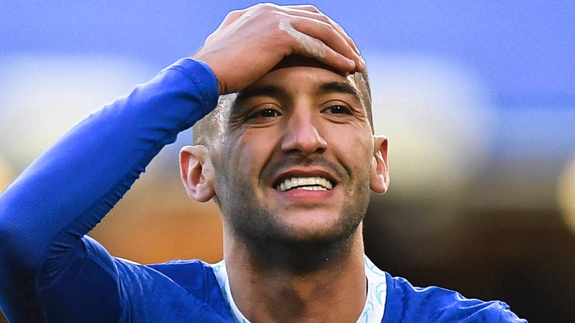 Transfer from Ziyech burst.  Did Chelsea send the wrong documents to PSG three times?