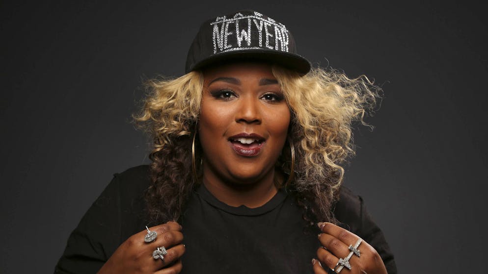 Grammys 2023: Die Hauptkategorien. Lizzo ist seit 2019 auf dem Radar der Grammy Akademie und holte sich im darauffolgenden Jahr ihre erste Statuette für ihr Debütalbum «Cuz I Love You».