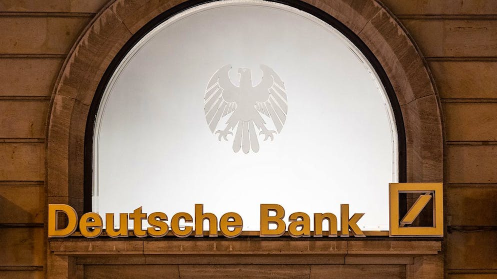 Die Deutsche Bank hat 2022 den höchsten Gewinn seit 15 Jahren erzielt. Der Reingewinn schoss auf 5 Milliarden Euro hoch nach 1,9 Milliarden im Vorjahr. (Archivbild)