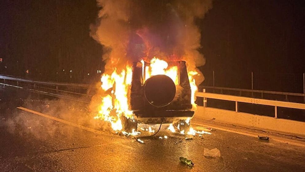 Das Auto der 29-Jährigen wurde komplett zerstört.