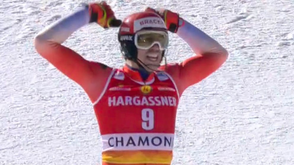 Ramon Zenhäusern bejubelt den Triumph in Chamonix