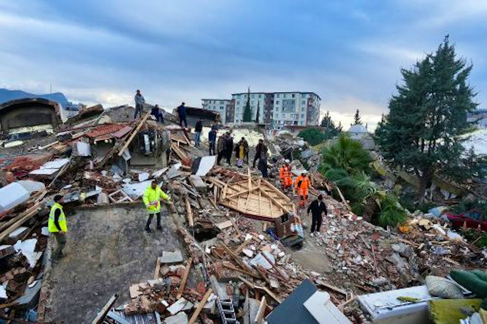 Die Hoffnung, Überlebende unter den Trümmern zu finden, ist noch immer vorhanden.