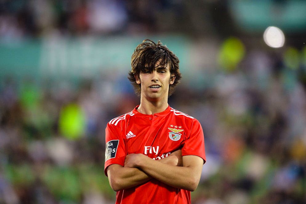 Die Klubs mit dem höchsten Transfervolumen – ein Überblick. Benfica Lissabon verkauft seine Spieler für gutes Geld. Die Portugiesen liessen ihren Shootingstar João Félix für über 125 Millionen Euro nach Madrid ziehen ...