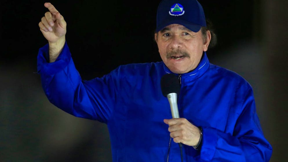 ARCHIV - Daniel Ortega, Präsident von Nicaragua, spricht bei der Einweihungsfeier einer Autobahnüberführung. Foto: Alfredo Zuniga/AP/dpa