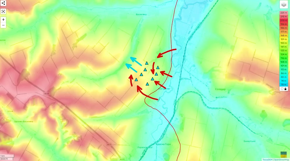 Russischer Durchbruch nördlich von Bachmut. ... und mit der massiven Überzahl die Verteidiger aus der Anhöhe zurückdrängen können. Die Attacke bergauf gegen Schützengräben ...