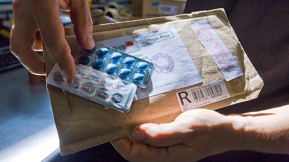 Hauptsächlich Potenzmittel. Schweizer Zoll stoppt deutlich weniger illegal importierte Medikamente