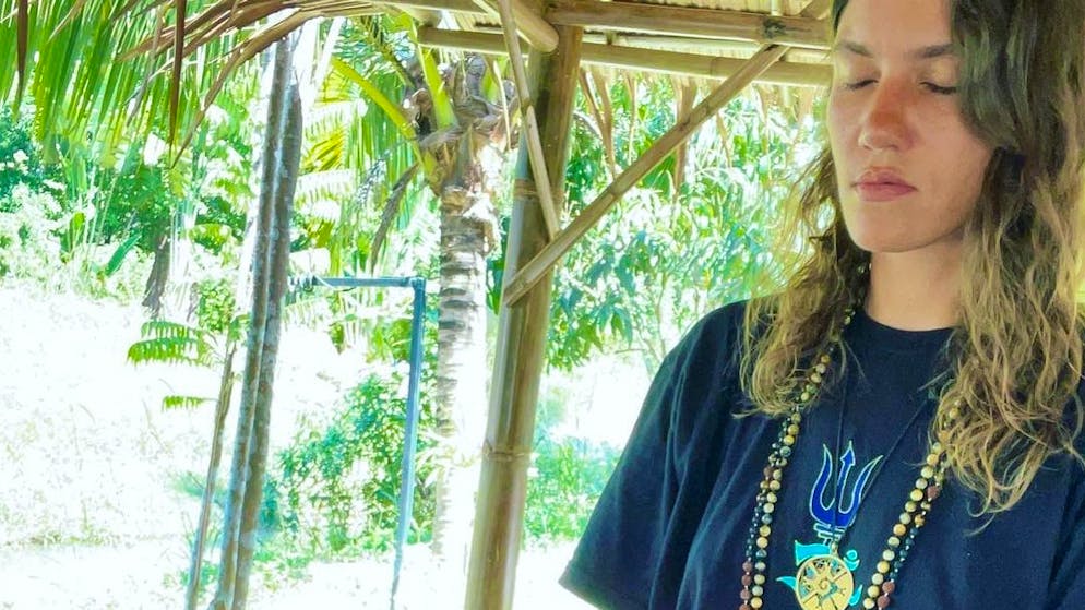 Tamy Glauser. Im Augenblick befindet sich Tamy Glauser in Thailand, besuchte dort ein Schweige-Retreat. Über den bewussteren Umgang mit Social-Media-Diensten sagt sie zu «Blick»: «Ich teile nach wie vor gerne meine Erlebnisse und Eindrücke und ich schreibe auch weiterhin mit Menschen.»