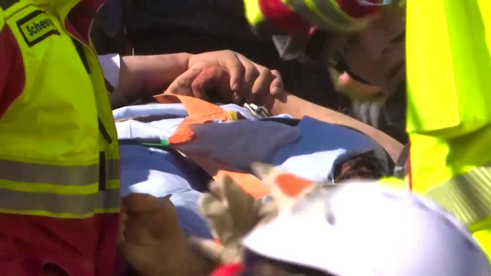 Bergung nach 100 Stunden. Nach ihrer Wunderrettung starb Zeynep im Spitalbett